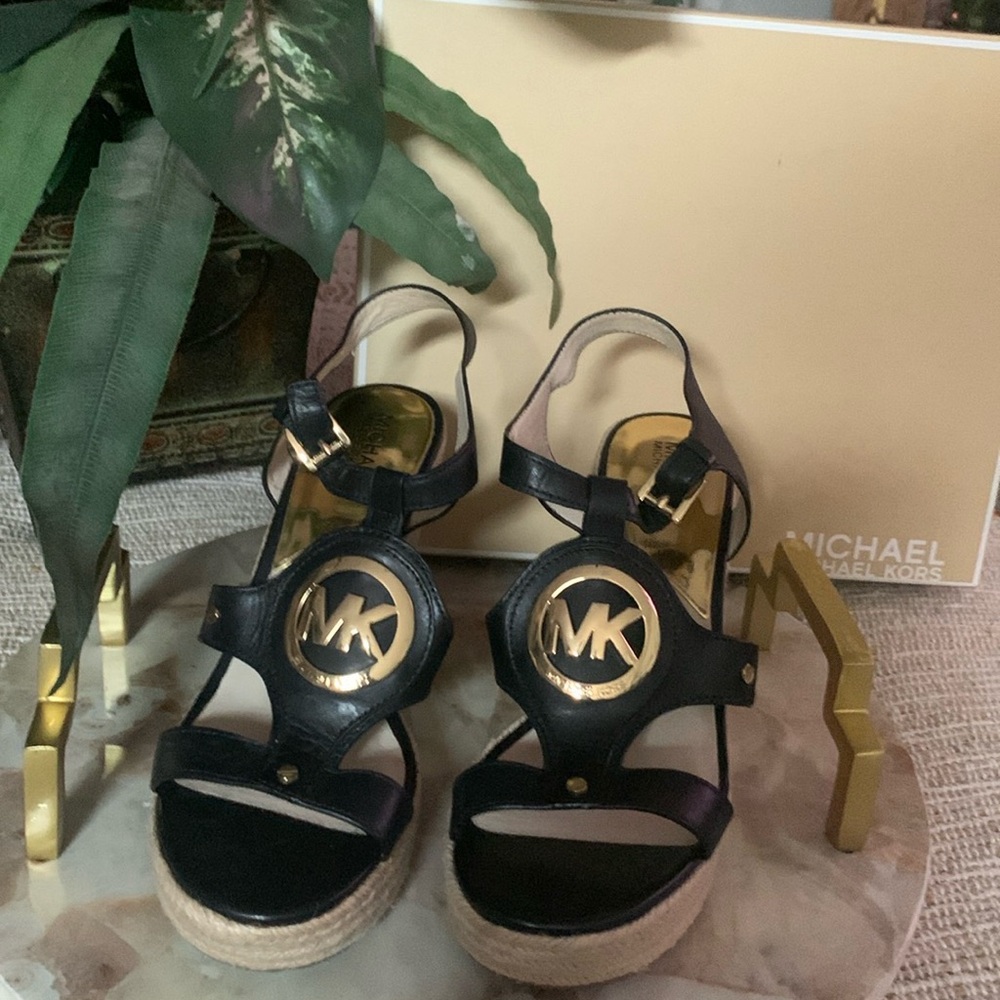 Authentic Black Leather Michael Kors Wedges US size 8 1/2
